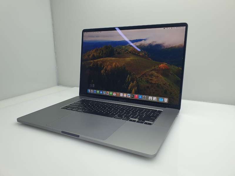 MacBook Pro "Core i7" 16 Inch 16GB RAM 512GB SSD (2019) No TouchBar  Space Grey