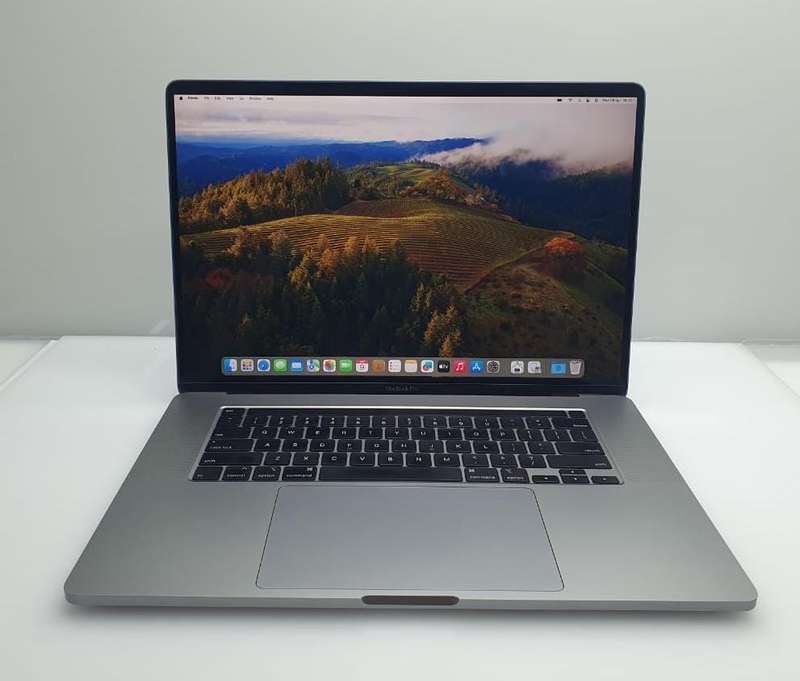 MacBook Pro "Core i7" 16 Inch 16GB RAM 512GB SSD (2019) No TouchBar  Space Grey