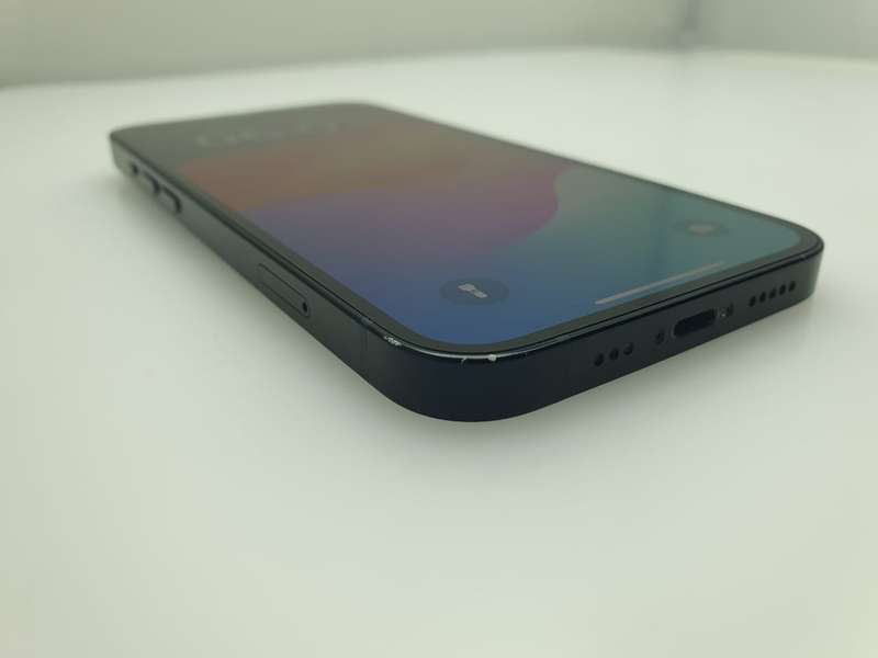 iPhone 13 128GB Midnight (6 Month Warranty)