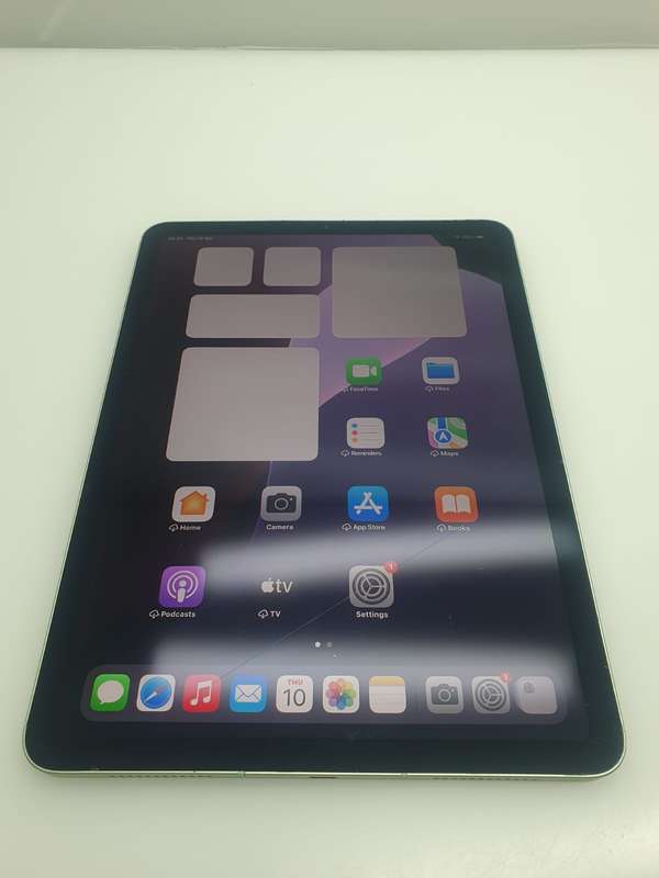 iPad Air 4th Gen 256GB (Wifi/Cellular) |Bent Casing| Cracked Screen| Bright Spots| Silver