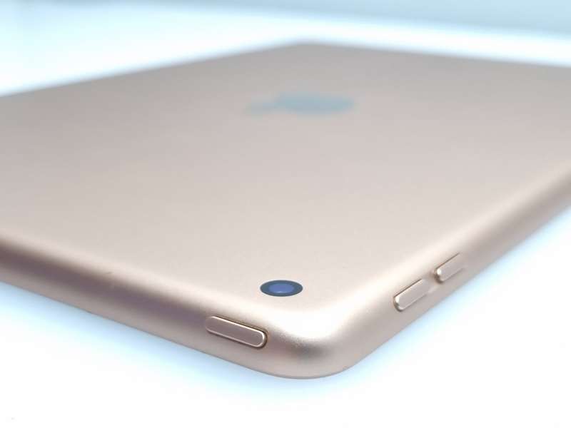 iPad 10.2 7th Gen 128GB (WiFi Only) No Touch ID Rose Gold (3 Month Warranty)