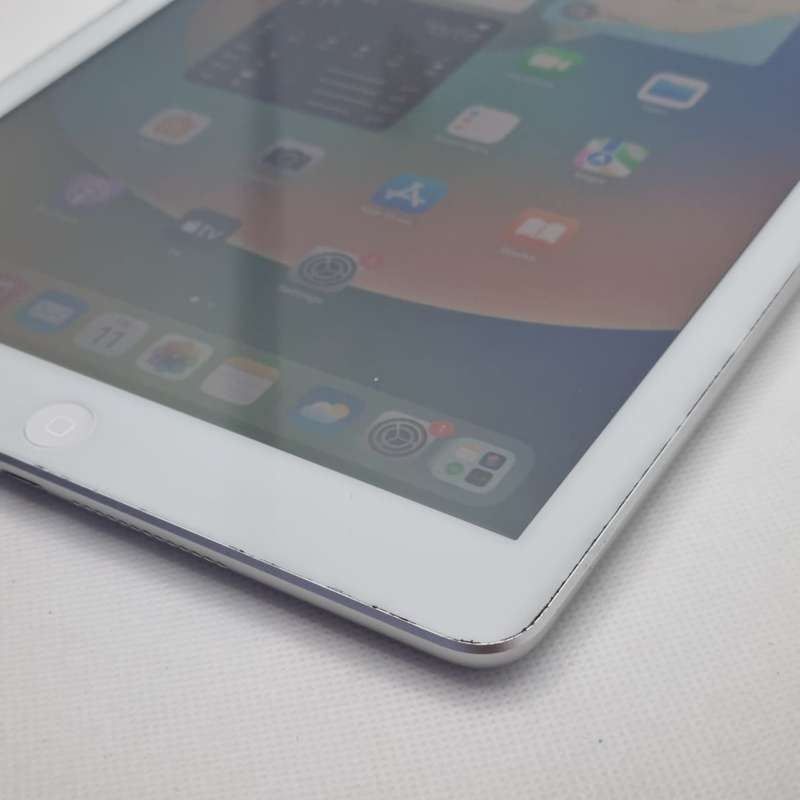 iPad 9.7" 5th Gen 128GB (Wifi/Cellular) |Home Button Not Working| Silver