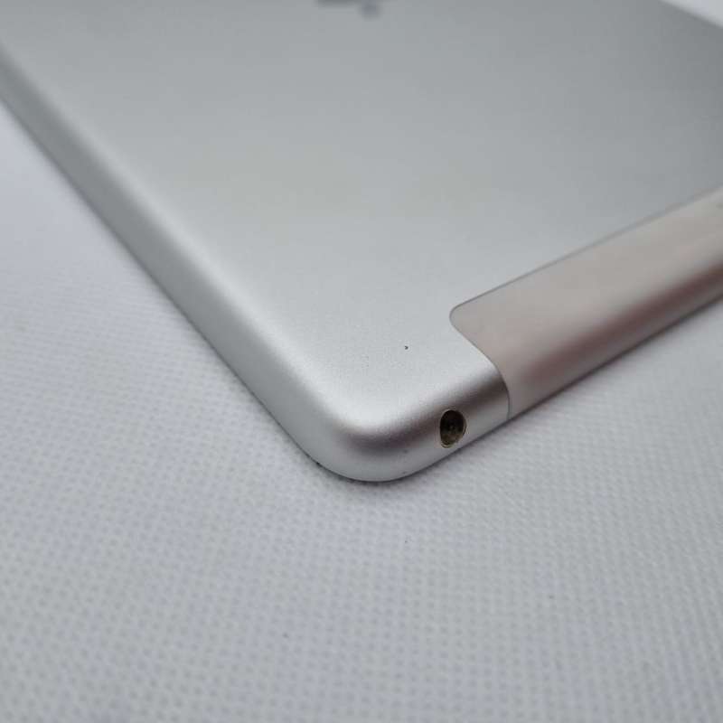 iPad 9.7" 5th Gen 128GB (Wifi/Cellular) |Home Button Not Working| Silver