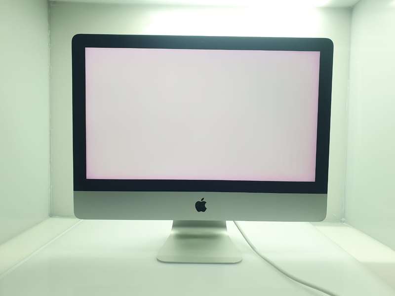 iMac 21.5-Inch "Core i5" 3.1GHz  8GB RAM 512GB SSD ( Retina 4K Late 2015) |LCD Burn| Silver (12 M...