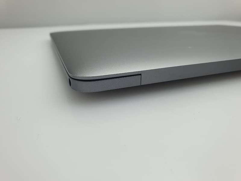 MacBook Core m3 12-Inch 1.2GHz (Mid-2017) 8GB RAM 256GB HDD |Bright Spots On Screen| Space ...