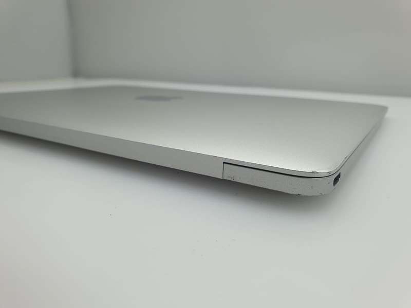 MacBook Retina 12-Inch Core m3 1.1GHz (Early 2015) 8GB RAM 256GB HDD |Non Working WebCam| S...