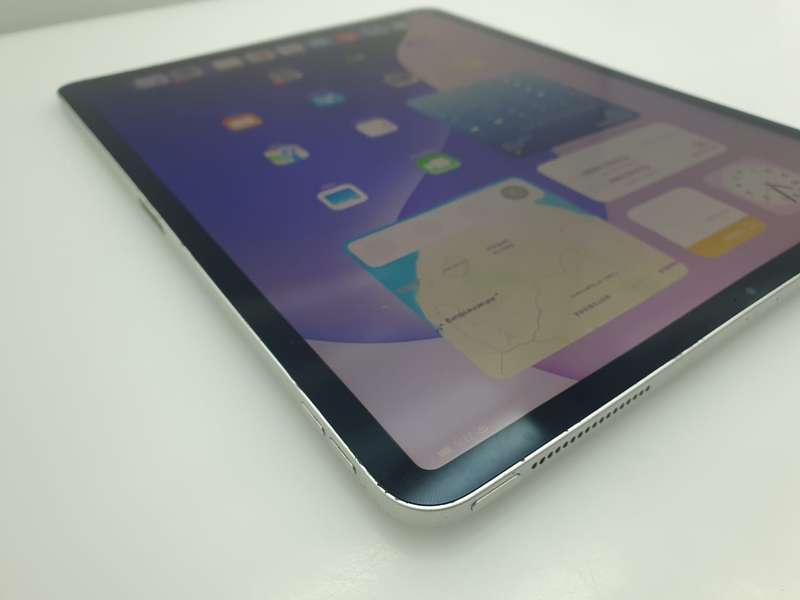 iPad Pro 12.9" 3rd Gen (Wifi Only) Silver | LCD Damage |