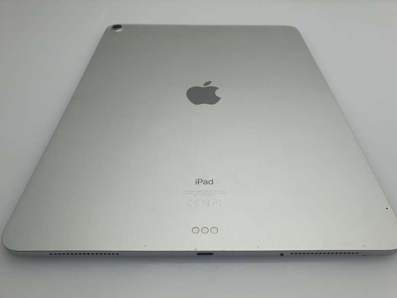iPad Pro 12.9" 3rd Gen (Wifi Only) Silver | LCD Damage |