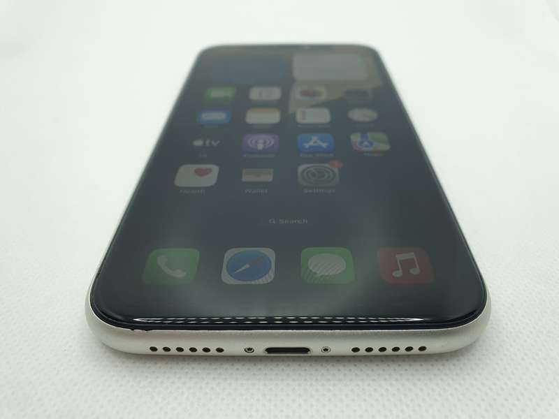 iPhone 11 64GB White No Face ID