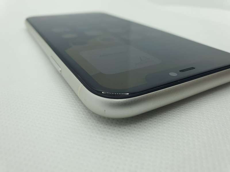 iPhone 11 64GB White No Face ID