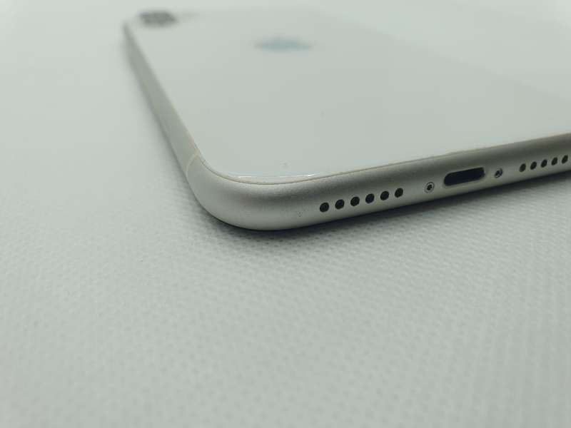 iPhone 11 64GB White No Face ID
