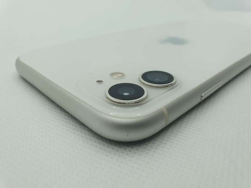 iPhone 11 64GB White No Face ID