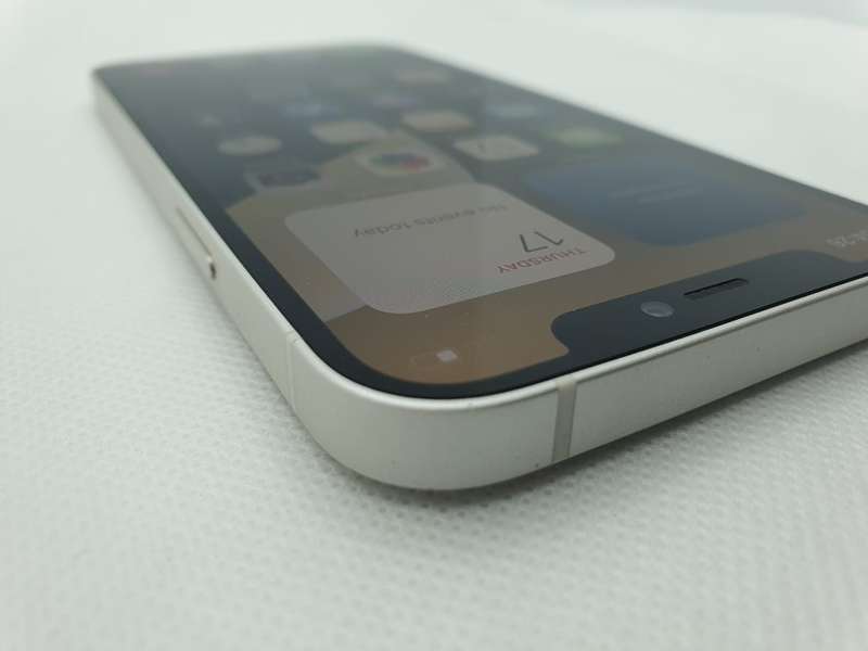 iPhone 12 64GB White (6 Month Warranty)