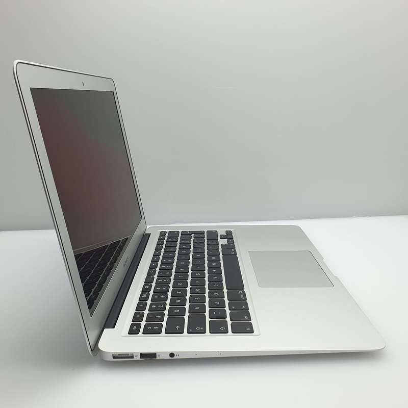 MacBook Air 13-Inch "Core i5" 1.8GHz (2017) 8GB RAM 128GB SSD Silver (3 Month Warranty)