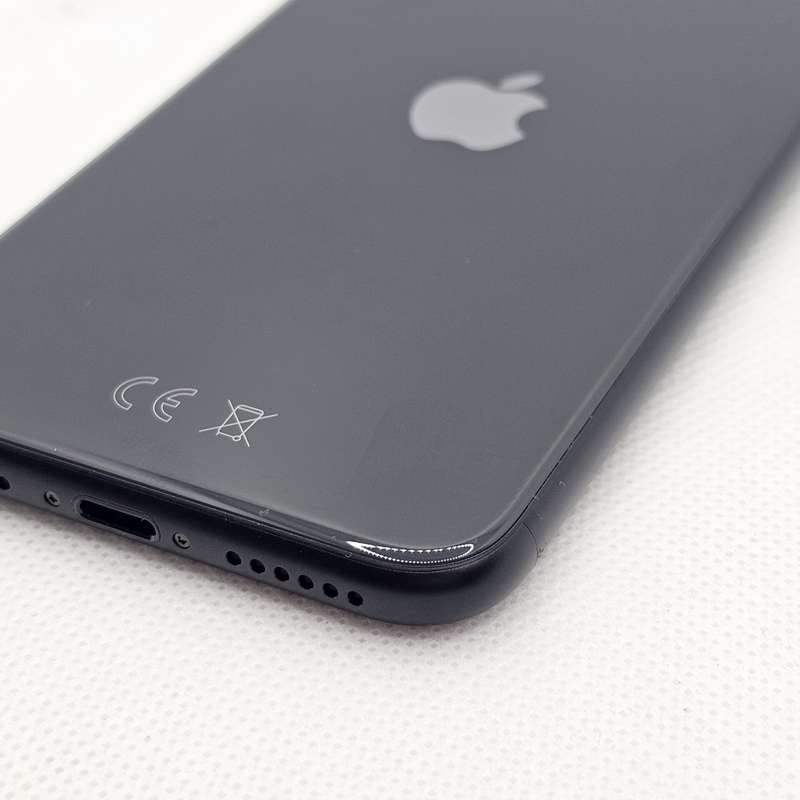 iPhone SE 2020 64GB Black (3 Month Warranty)