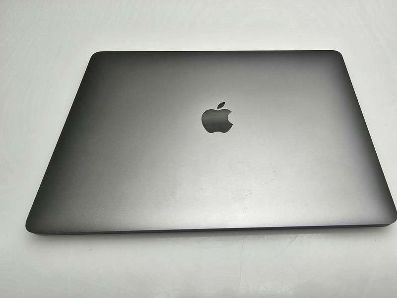 MacBook Air "Core i5" 13-Inch 8GB RAM 128GB SSD (2019) Space Gray