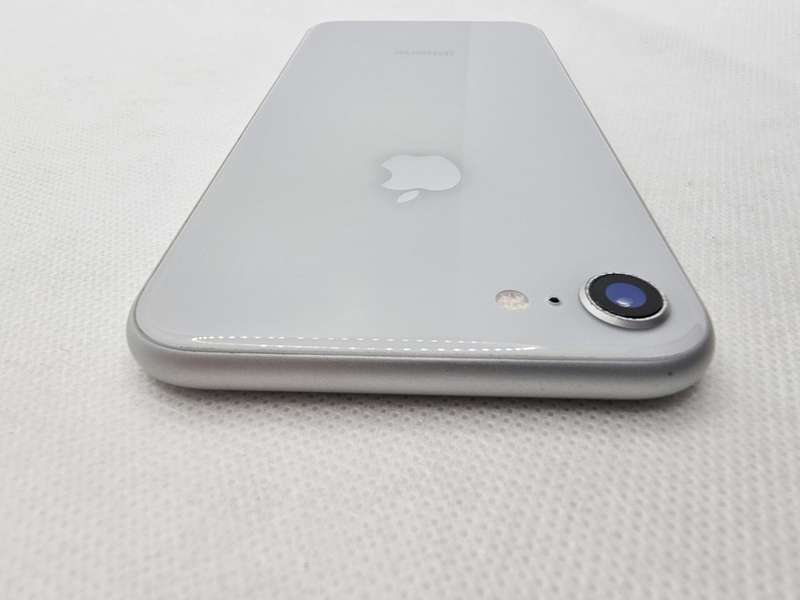 iPhone 8 64GB Minor Bright Spots Silver