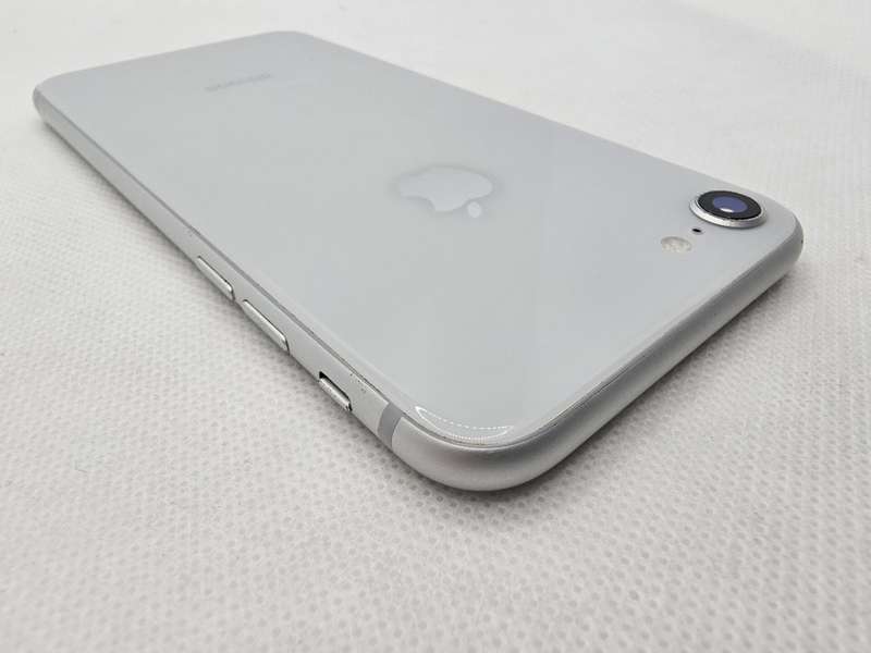 iPhone 8 64GB Minor Bright Spots Silver