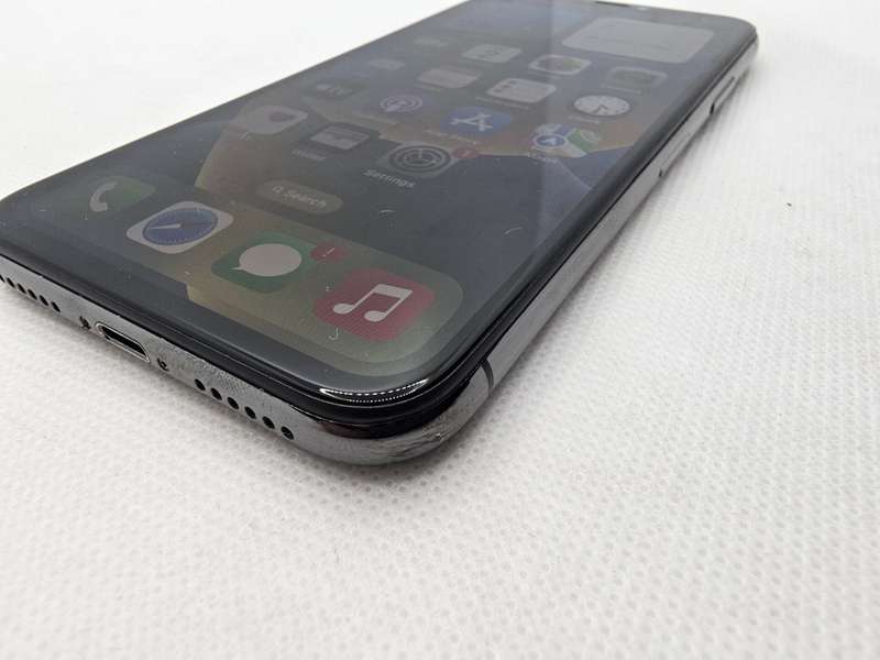 iPhone X 64GB |No Face ID| LCD Burn| Black (3 Month Warranty)