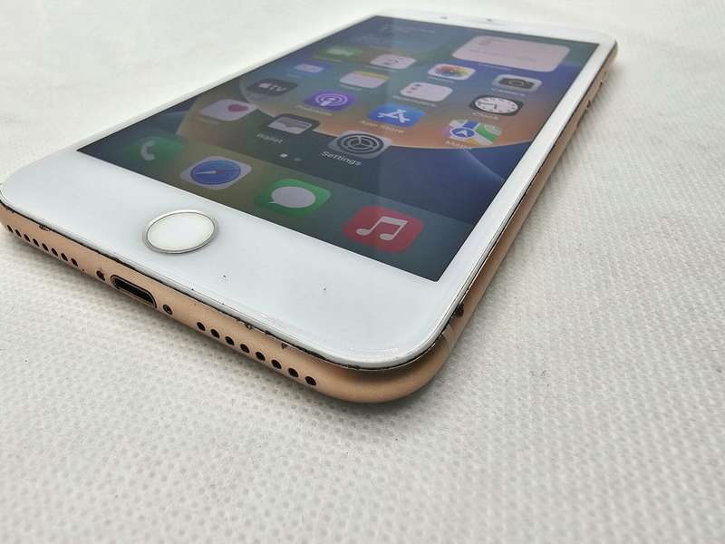 iPhone 8 Plus 64GB Pressure Mark| Bright Spot Rose Gold (3 Month Warranty)