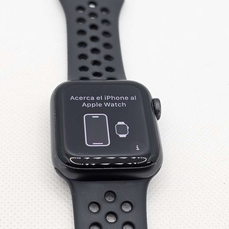 Apple Watch SE 1st Gen Nike 40mm GPS Only Space Grey (3 Month Warranty)
