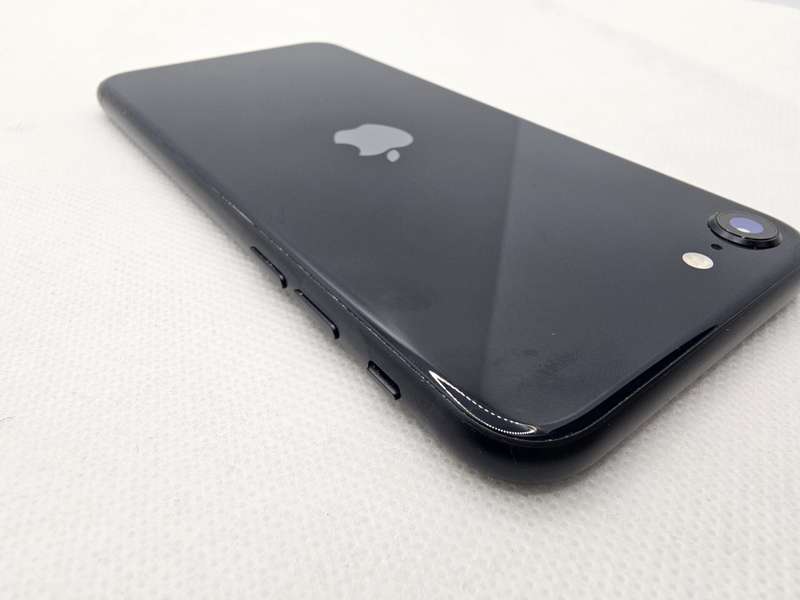 iPhone SE 2022 64GB Black (6 Month Warranty)