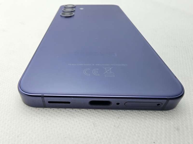 Samsung Galaxy S24 256GB Dual Sim Violet (12 Month Warranty) Mint Condition