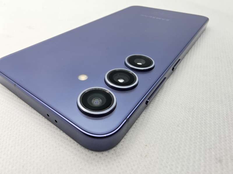 Samsung Galaxy S24 256GB Dual Sim Violet (12 Month Warranty) Mint Condition