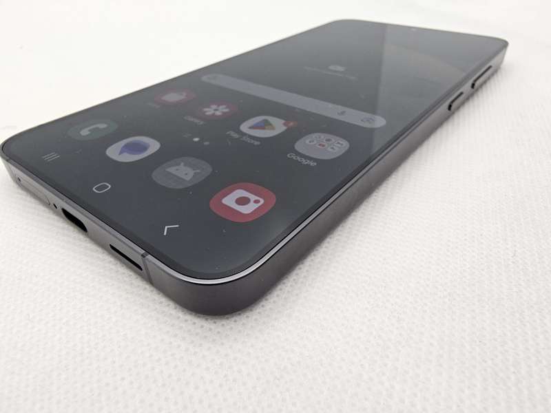 Samsung Galaxy S24 256GB Dual Sim Black (12 Month Warranty) Mint Condition