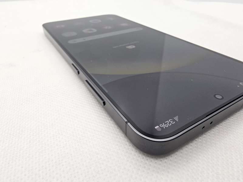 Samsung Galaxy S24 256GB Dual Sim Black (12 Month Warranty) Mint Condition