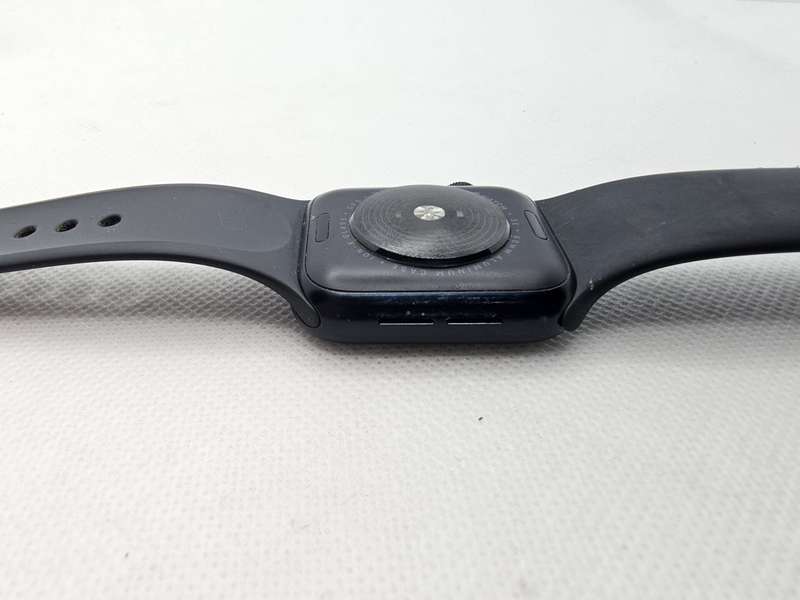 Apple Watch SE 2 (GPS Only) 40mm Space Gray