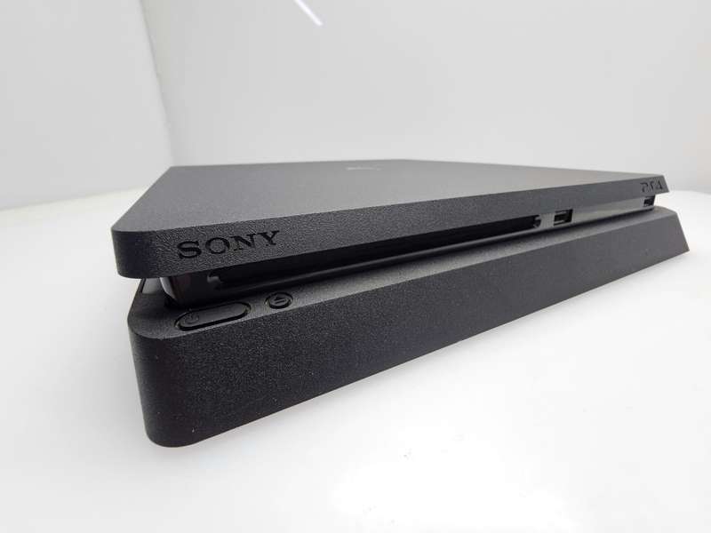 PlayStation 4 Slim 1TB Black + HDMI Cable + Power Cable + 1 Controller (3 Month Warranty)