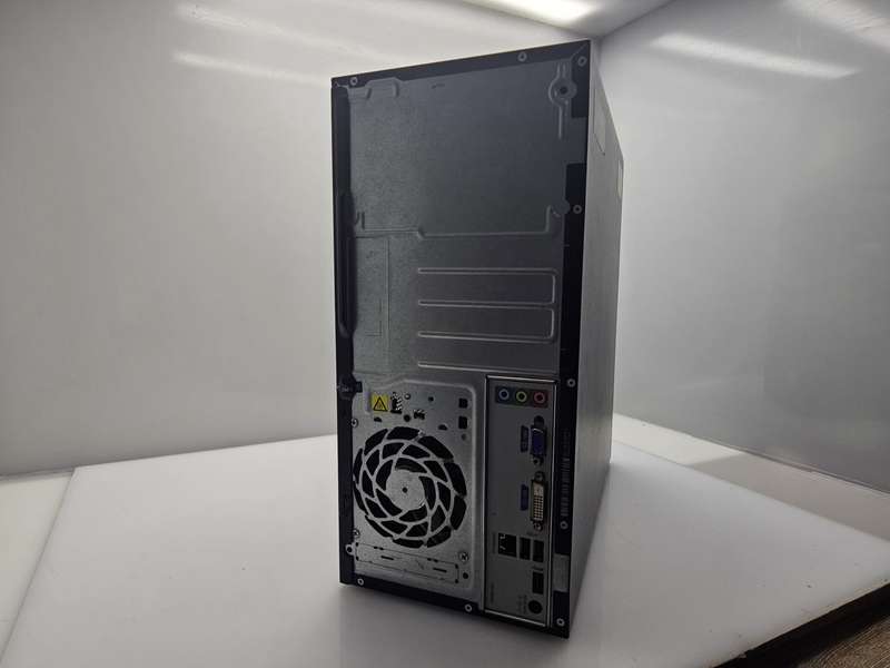 HP 110 Desktop (110-410ni)  8GB DDR3 512GB HDD Black