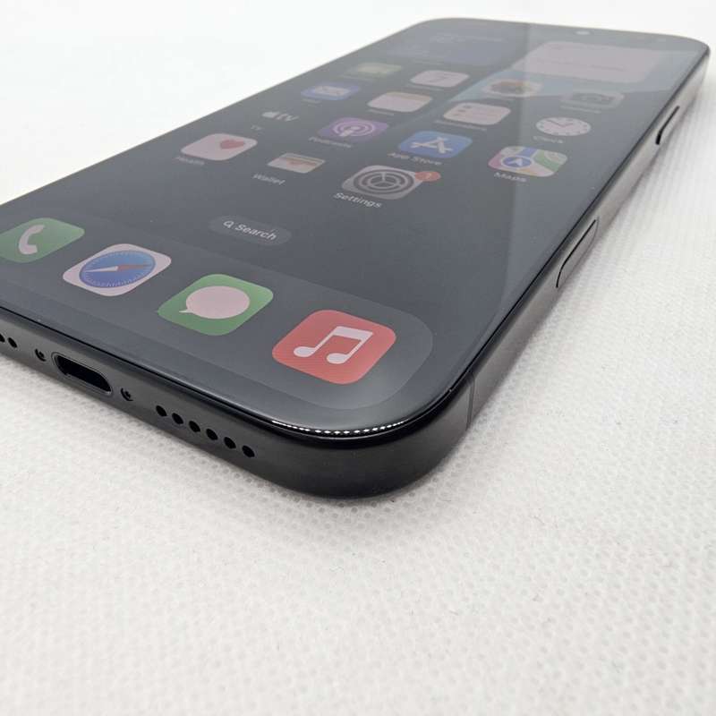 iPhone 16 Pro max 256GB Titanium Black + Screen Protector Bundle Value (12 Month Warranty)