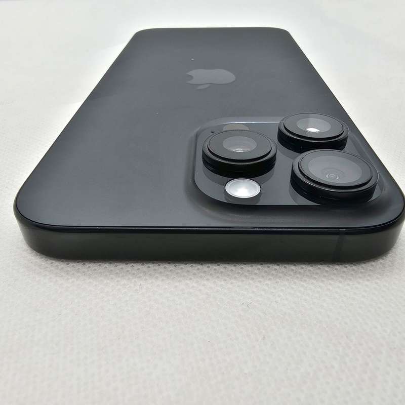iPhone 16 Pro max 256GB Titanium Black + Screen Protector Bundle Value (12 Month Warranty)