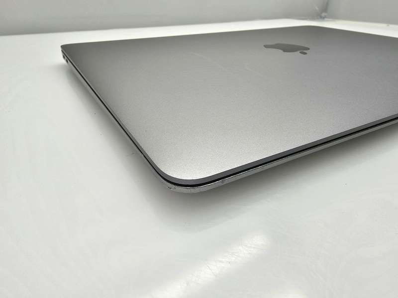 MacBook Air 13-Inch (Late 2018)  Core i5 | 8GB RAM | 128GB SSD | Silver | Tight Hinges  B G...