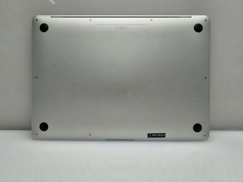 MacBook Air "M1" 8GPU/8CPU 8GB RAM 256GB SSD 13-Inch (2020) Silver (12 Month Warranty)