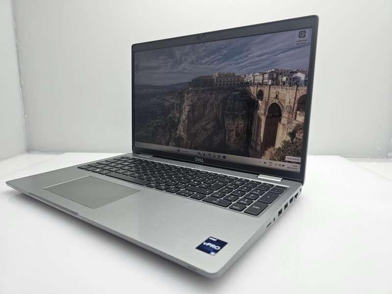 Dell Latitude 5530 Silver "Core i5" 12th Gen 16GB DDR4 2x 512GB M.2 NVme SSD (12 Month Warranty)