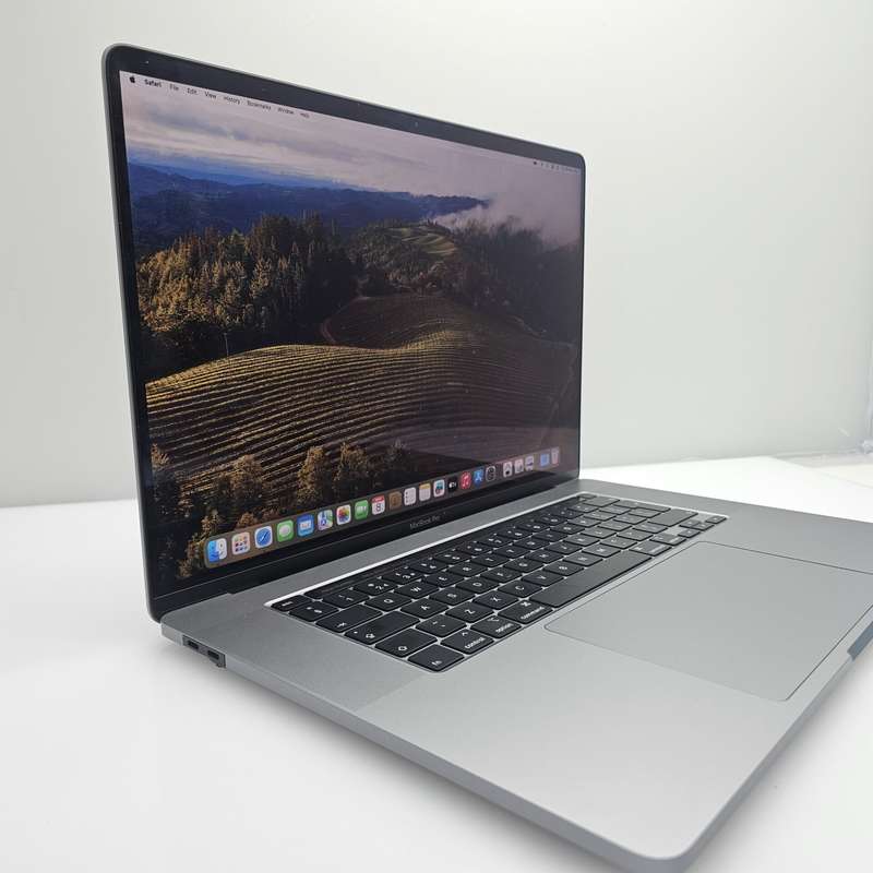 MacBook Pro "Core i7" 16-Inch 16GB RAM 512GB SSD (2019) No Camera| No TouchBar Space Grey