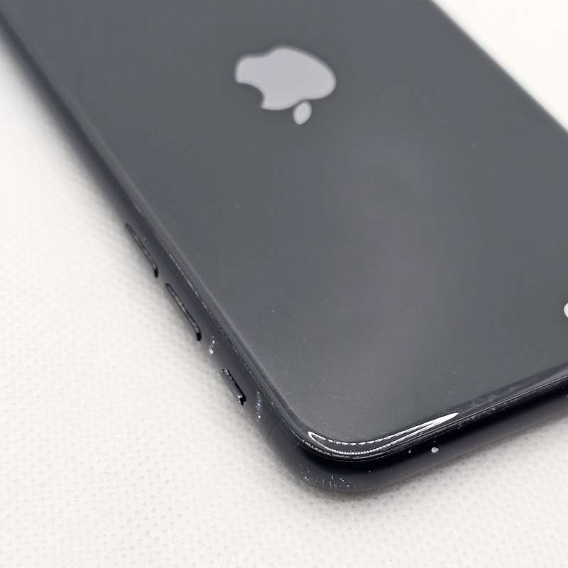 iPhone SE 2020 64GB Cracked Home Button Black (3 Month Warranty)