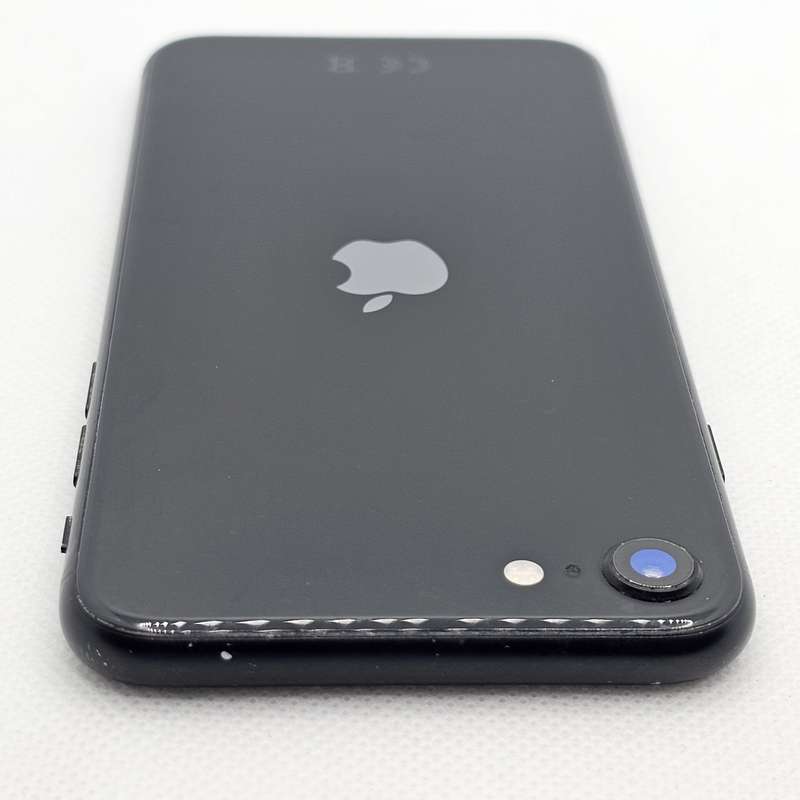 iPhone SE 2020 64GB Cracked Home Button Black (3 Month Warranty)