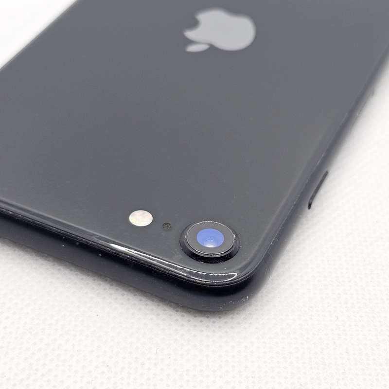 iPhone SE 2020 64GB Cracked Home Button Black (3 Month Warranty)