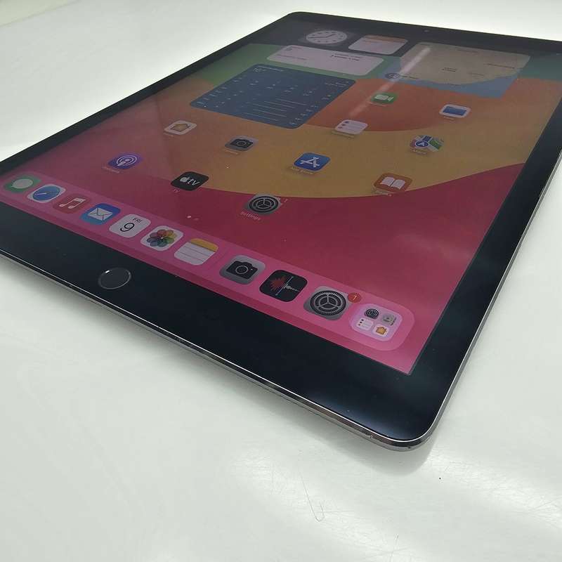 iPad Pro 12.9-Inch 2nd Gen 256GB (Wifi/Cellular) No Touch ID| Screen Damage Space Grey