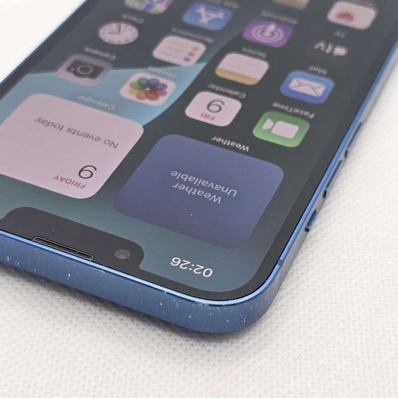 iPhone 13 256GB Blue (6 Month Warranty) + Screen Protector Bundle Value: R200