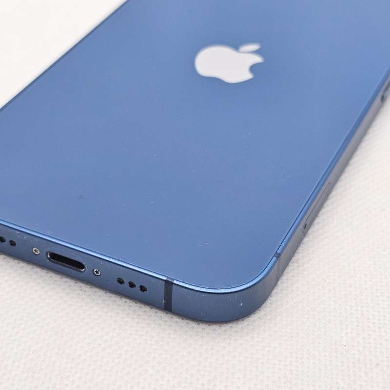 iPhone 13 256GB Blue (6 Month Warranty) + Screen Protector Bundle Value: R200