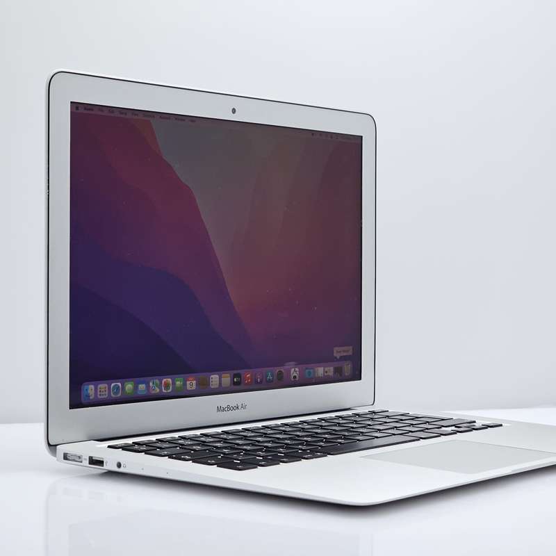 MacBook Air 13-Inch Core i5 1.8GHz (2017) 8GB RAM 128GB SSD Silver (3 Month Warranty)