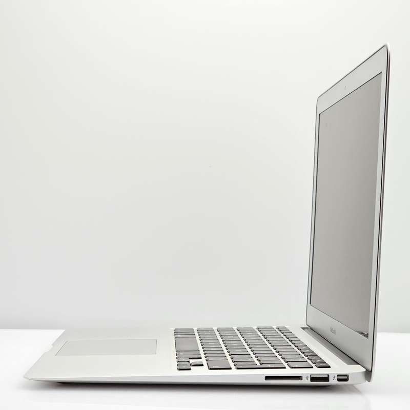 MacBook Air 13-Inch Core i5 1.8GHz (2017) 8GB RAM 128GB SSD Silver (3 Month Warranty)