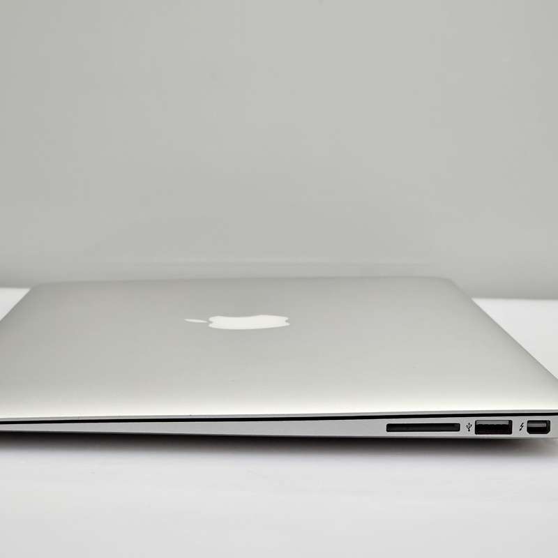 MacBook Air 13-Inch Core i5 1.8GHz (2017) 8GB RAM 128GB SSD Silver (3 Month Warranty)