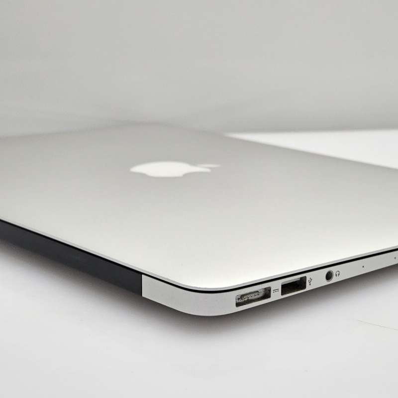 MacBook Air 13-Inch Core i5 1.8GHz (2017) 8GB RAM 128GB SSD Silver (3 Month Warranty)