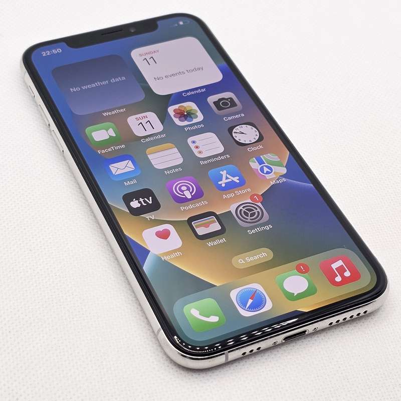 iPhone XS 64GB Silver (3 Month Warranty)